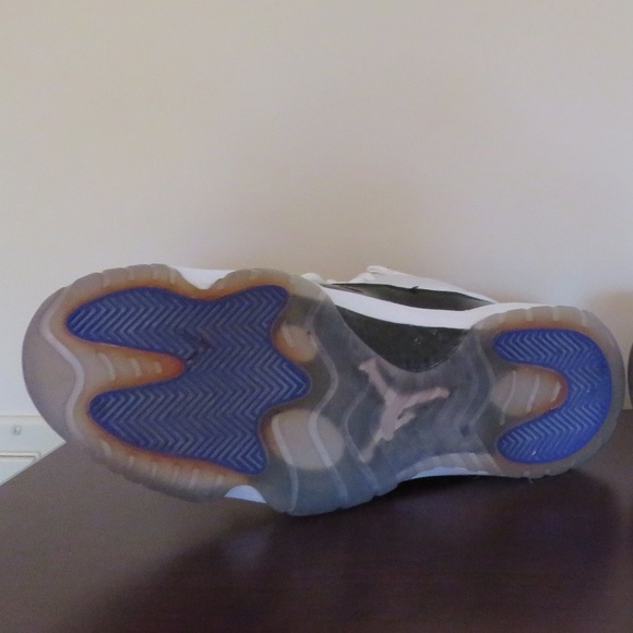 Air Jordan 11 Retro Concord 2011 Size 10 VNDS - Picture 5 of 7
